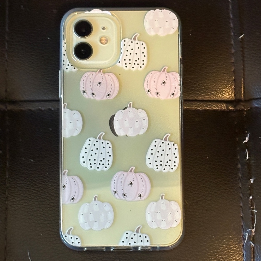 iPhone 12 Case bundle - Picture 6 of 10